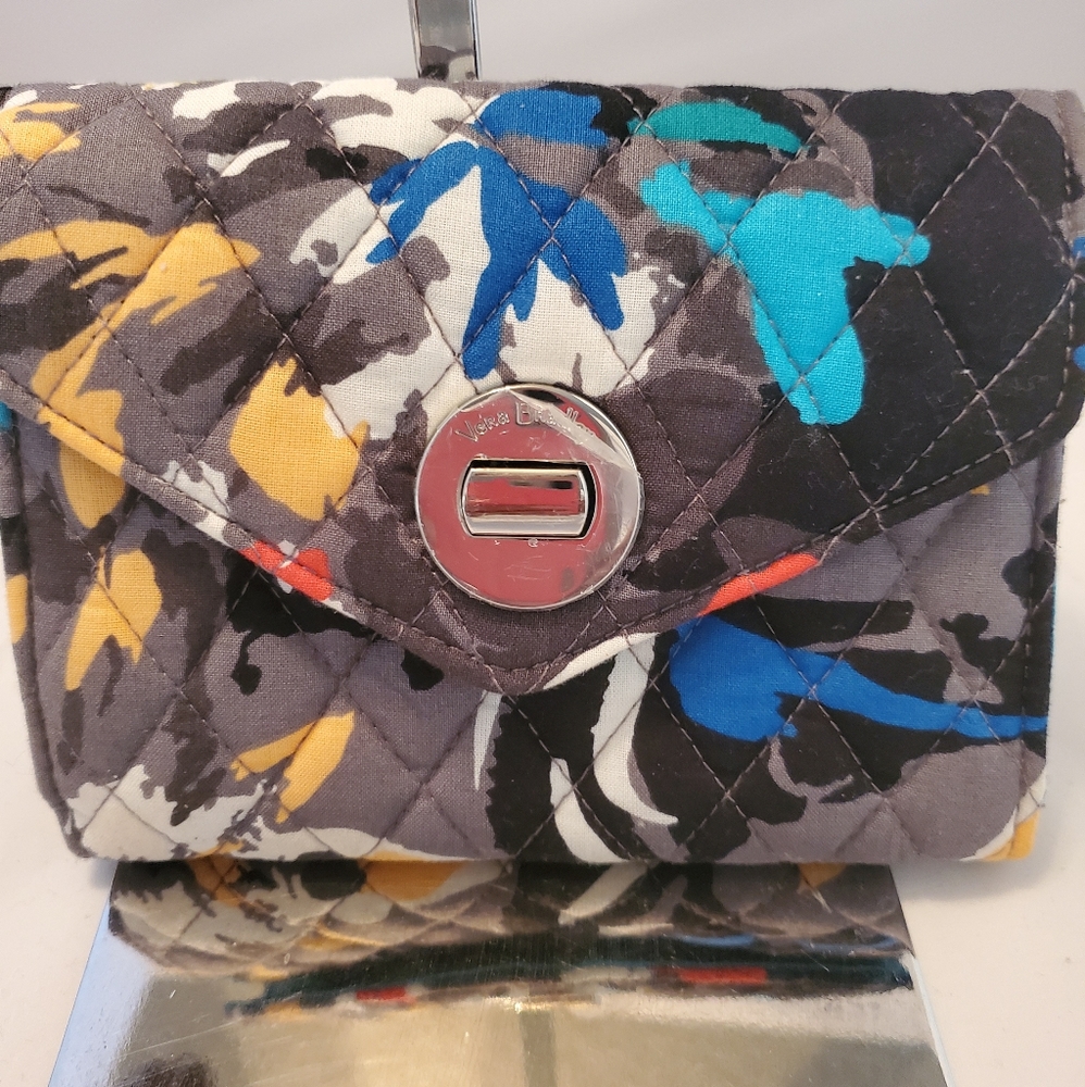 New Vera Bradley Wallet
